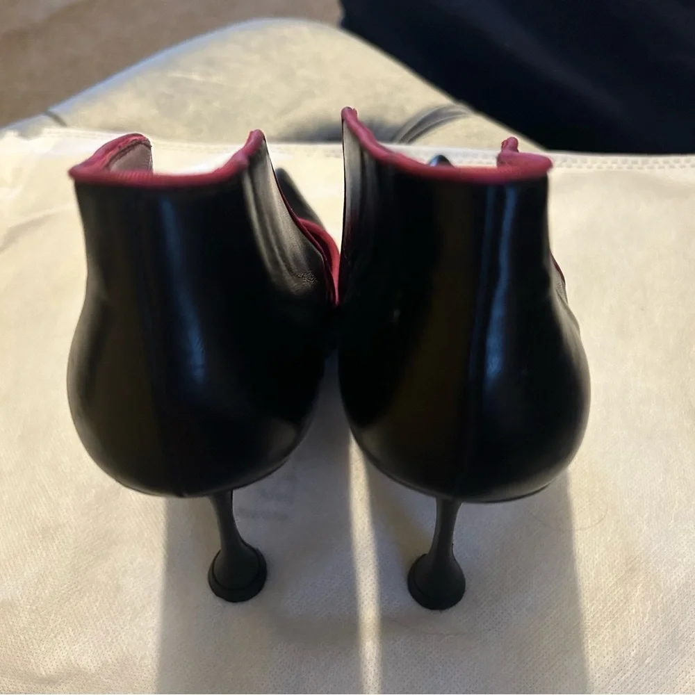 Manolo Blahnik heels - Picture 12 of 12